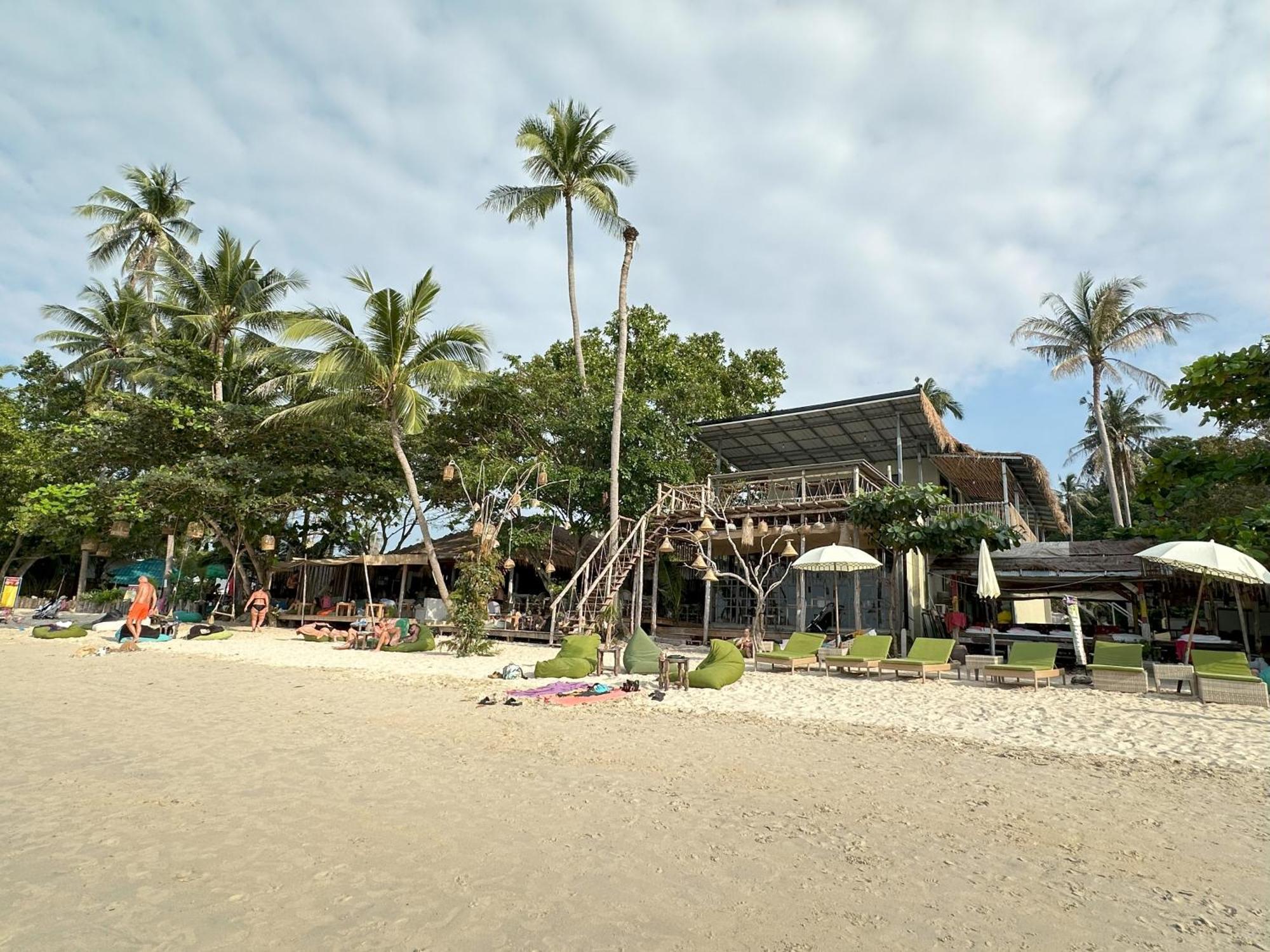 Beachside 3-Bedroom Townhouse W Private Pool At 70 Meters From Beach Ban Bang Po Exterior photo