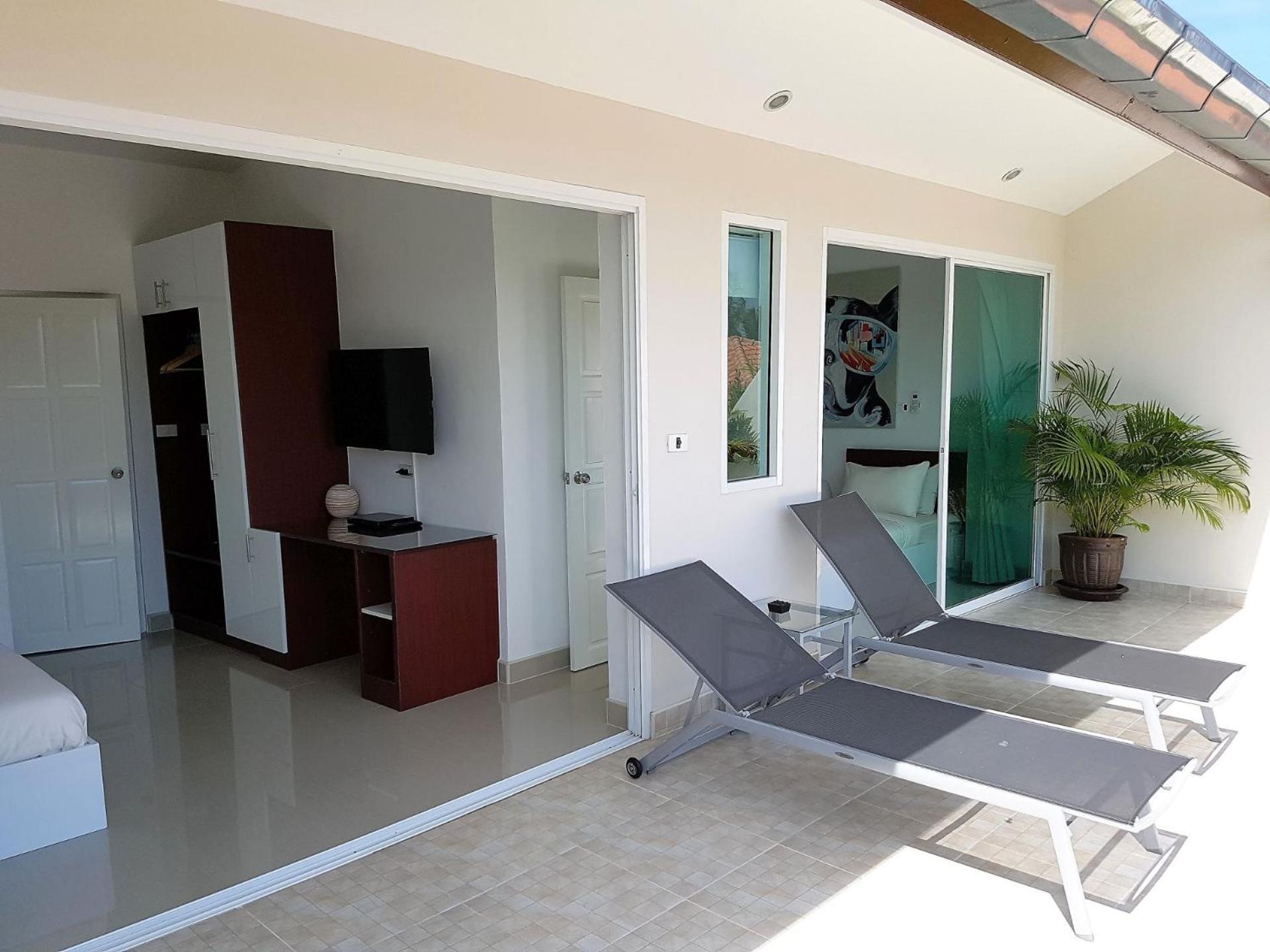 Beachside 3-Bedroom Townhouse W Private Pool At 70 Meters From Beach Ban Bang Po Exterior photo