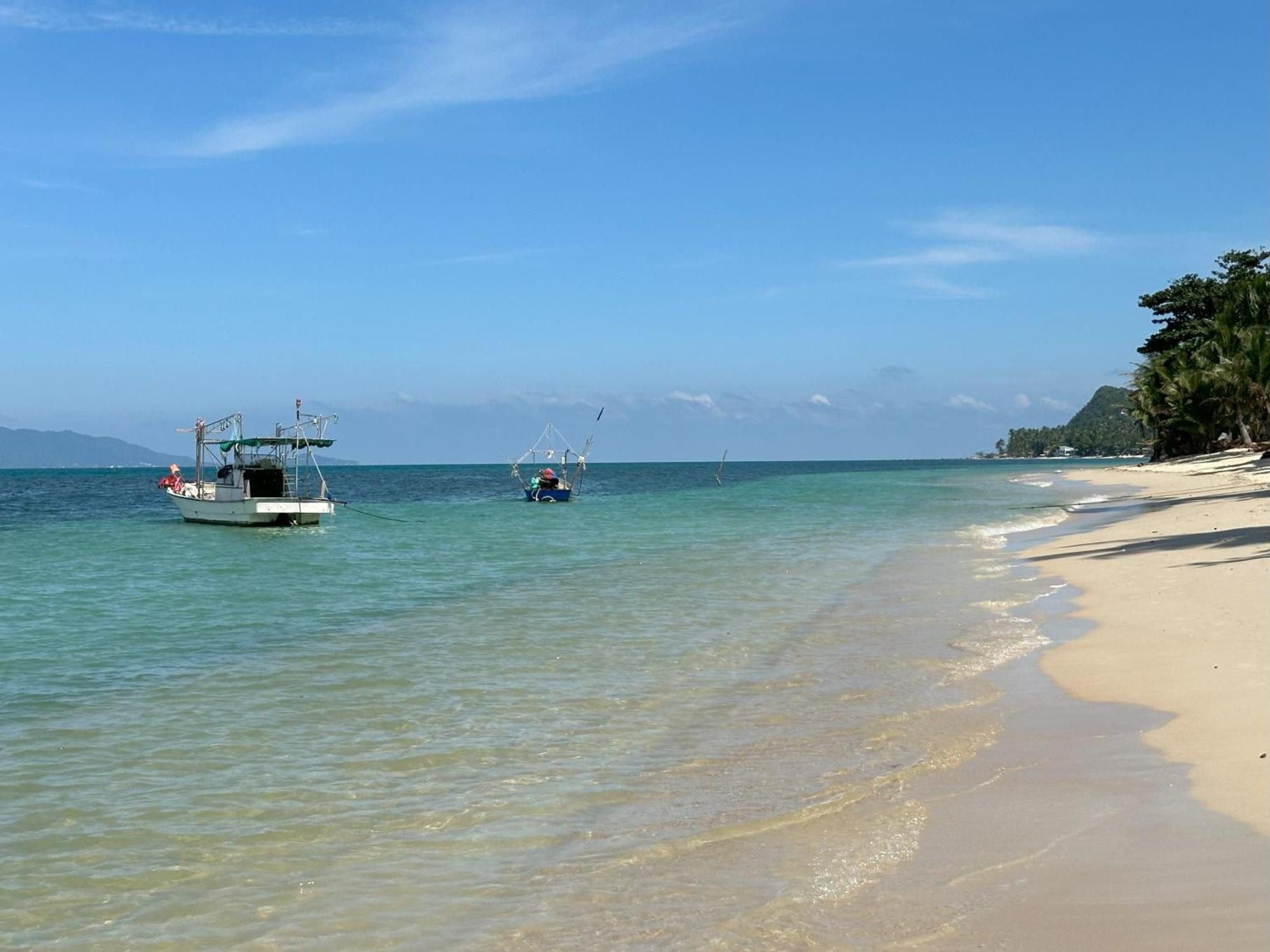 Beachside 3-Bedroom Townhouse W Private Pool At 70 Meters From Beach Ban Bang Po Exterior photo